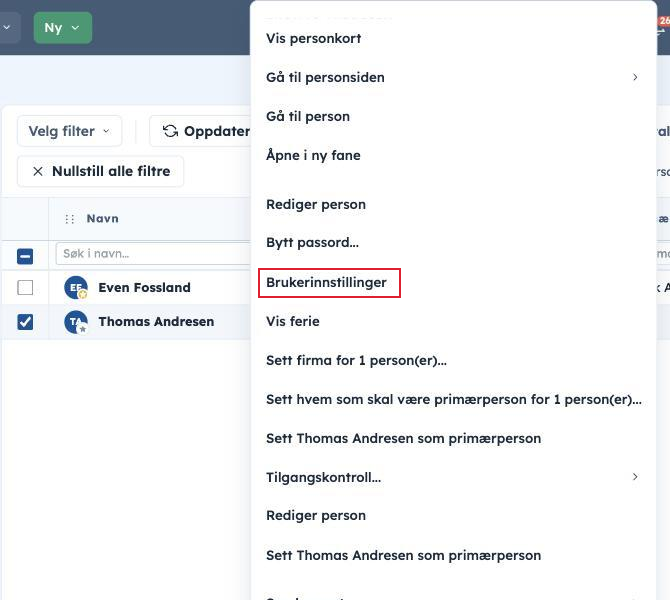 Høyreklikkmenyen på en bruker i Brukere og grupper, med Brukerinnstillinger